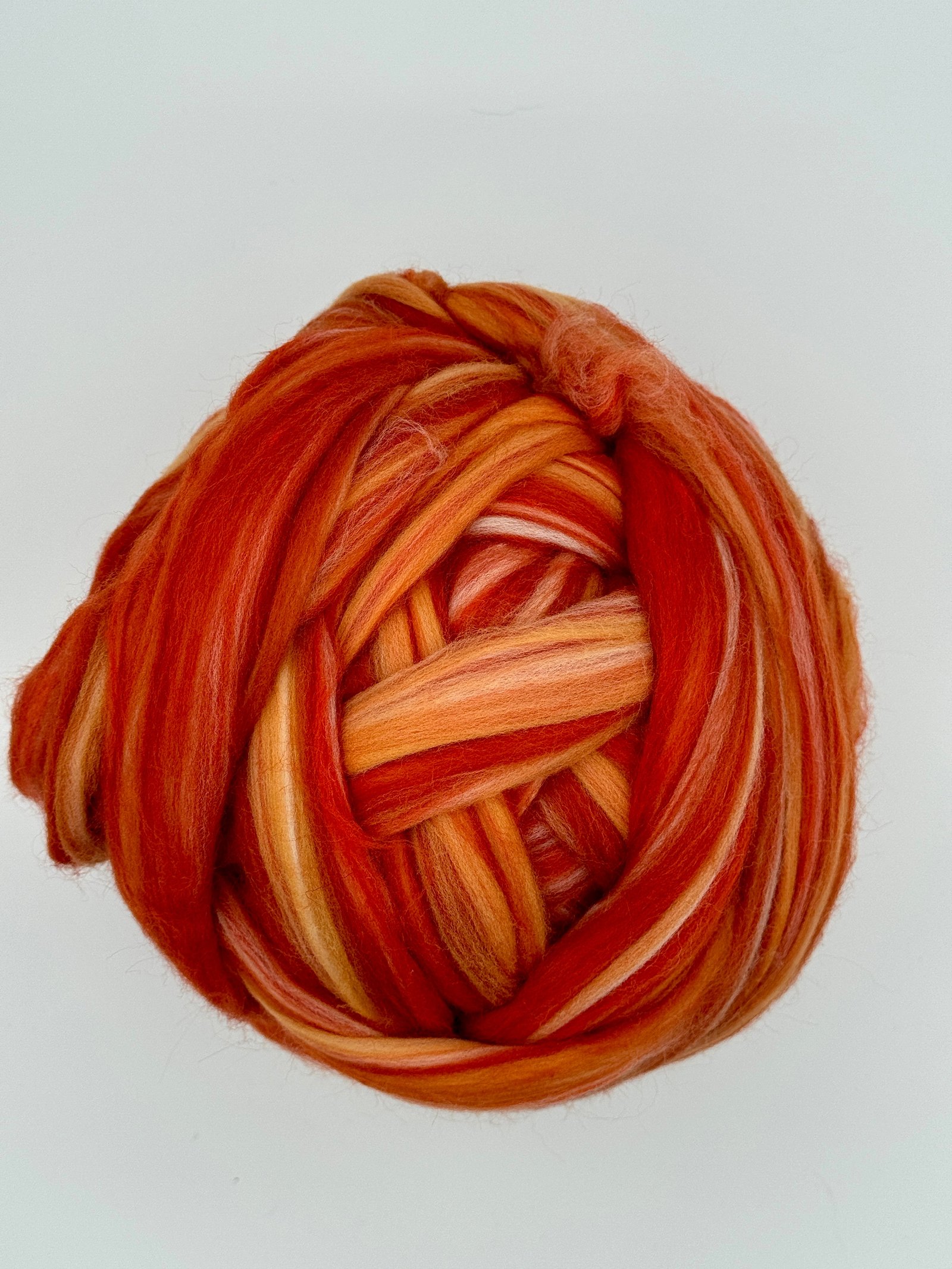 COLOR BLENDS MERINO WOOL ROVING A25 VOLCANO